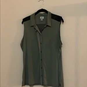 Professional green sleeveless top